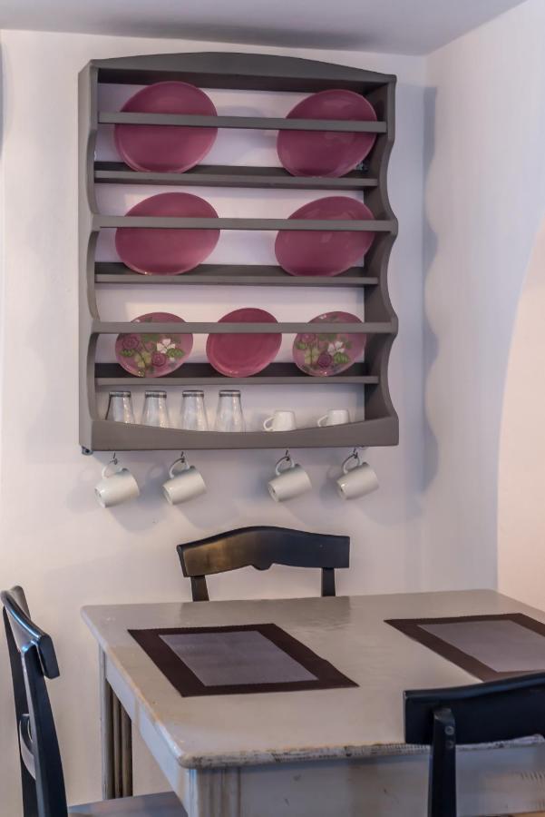 Eiriana Luxury Suites Plaka  Extérieur photo
